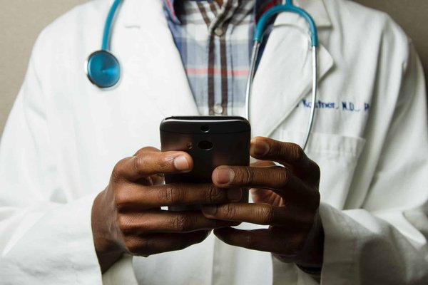 Les secrets d'un recrutement médecin réussi : Stratégies et astuces pour les établissements de santé